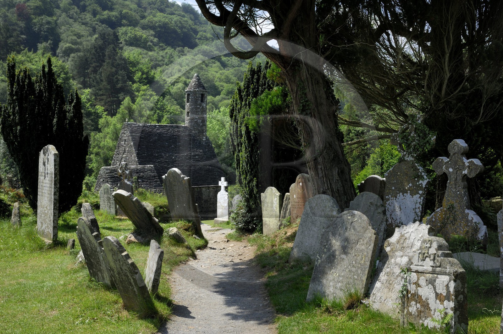 Irlande, comté de Wicklow, région des Monts Wicklow, site monastique de Glendalough,  église Saint Kevin