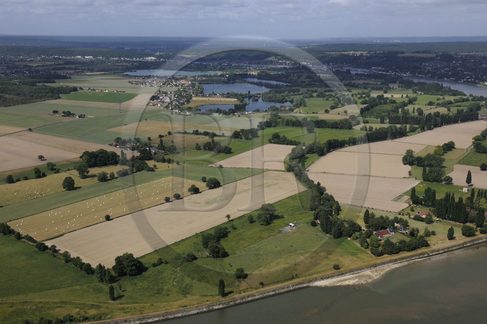 France, Seine-Maritime (76), boucle de la Seine vers Berville-sur-Seine (vue aérienne)
