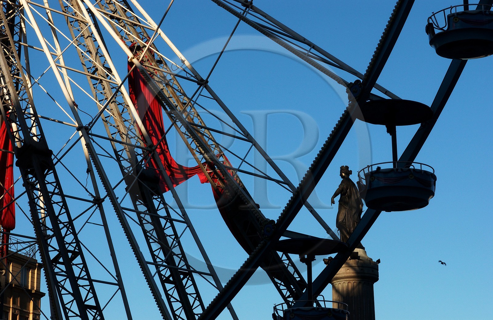 France, Nord (59), Lille, comme chaque année à Noël, la grande roue est sur la Grand' Place (place Charles de Gaulle)
