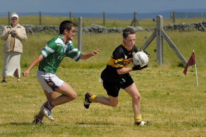 Republic of Ireland, County Galway, Aran Islands, Inishmore, Gaelic football match