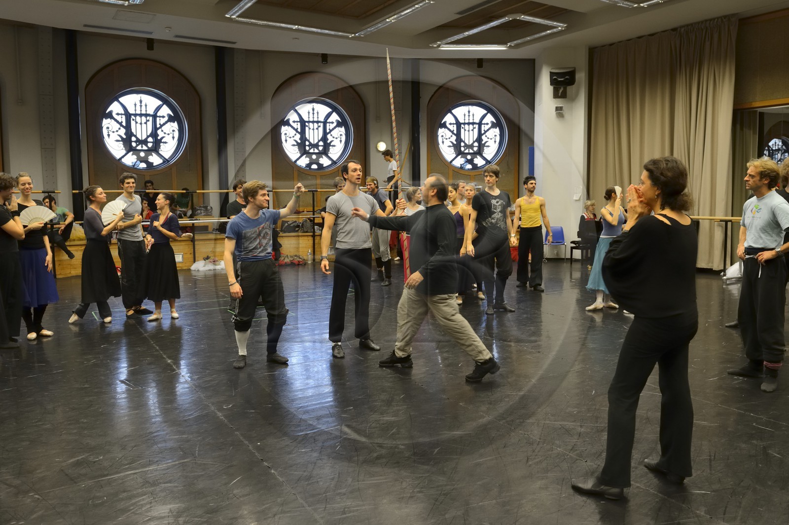 France, Paris (75), Opéra Garnier, répetition de Don Quichotte, maitresse de ballet Clotilde Vayer et assistant maitre de ballet Fabrice Bourgeois
