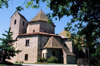 France, Haut-Rhin (68), Ottmarsheim, église carolingienne unique en Alsace (datant de 1049)