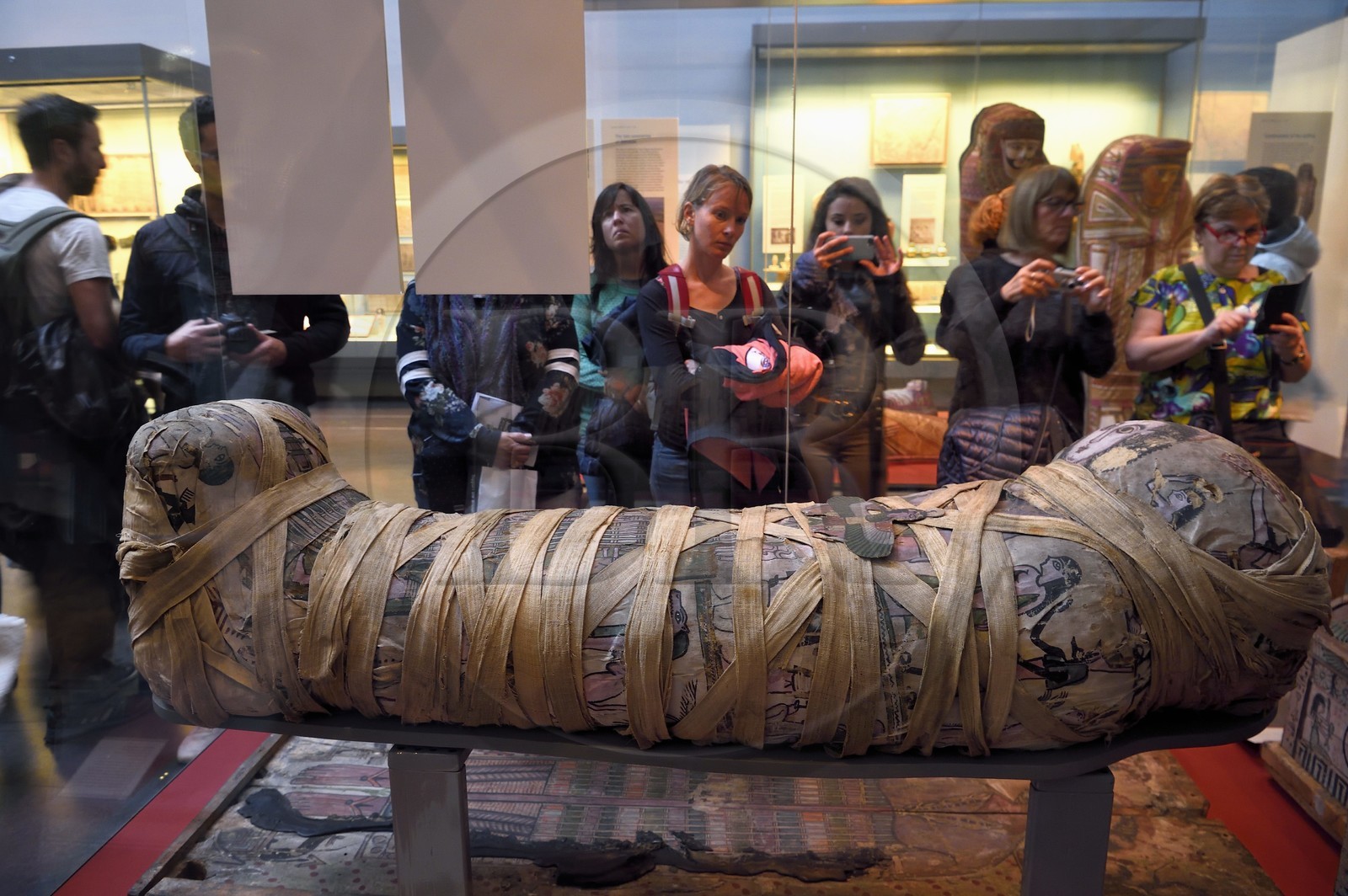 Royaume-Uni, Londres, quartier de Bloomsbury, le British Museum, Egypte ancienne, Cléopatre, la momie d'une jeune femme de Qurna, Thèbes, période romaine, début du IIème siècle de notre ère