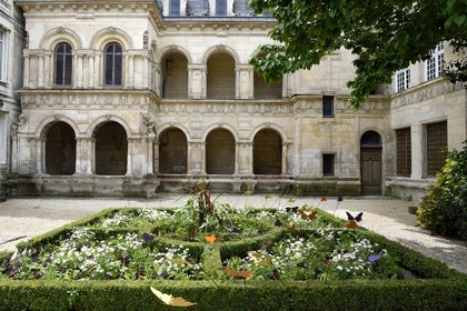 France, Charente-Maritime (17), La Rochelle,  l'Hotel d'Hugues Pontard (Maison Henri II) construit au XVIe siècle