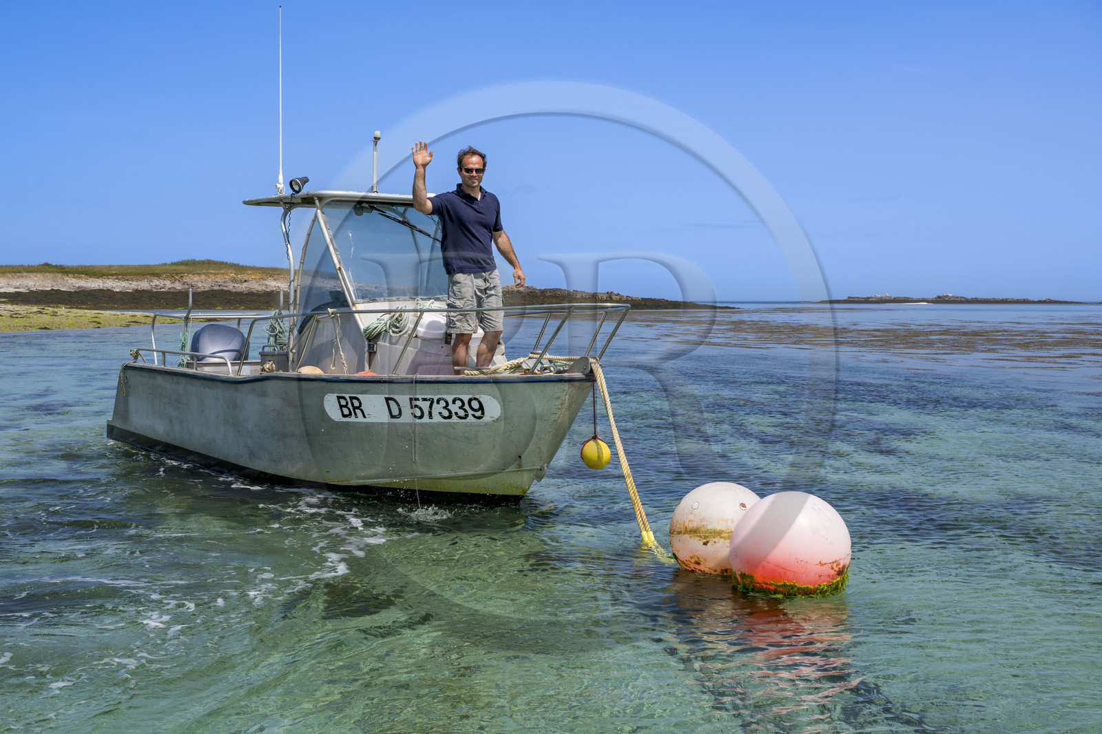 France, Finistère, Iroise Sea, Molene archipelago, Quemenes Island, organic and energy self-sufficient Quemenes farm, farmer Etienne Menguy