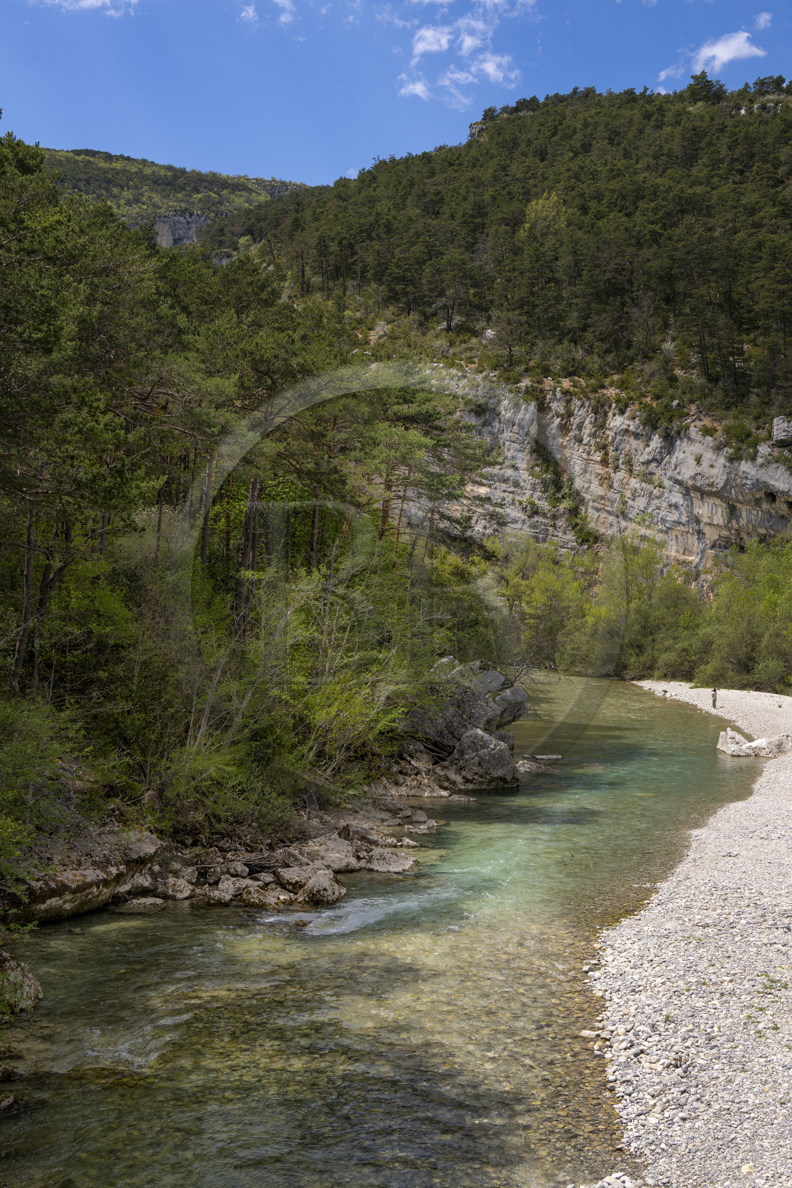 France, Alpes-de-Haute-Provence (04), Parc Naturel Régional du Verdon, Rougon, la Clue de Carajuan à l'entrée des Gorges du Verdon