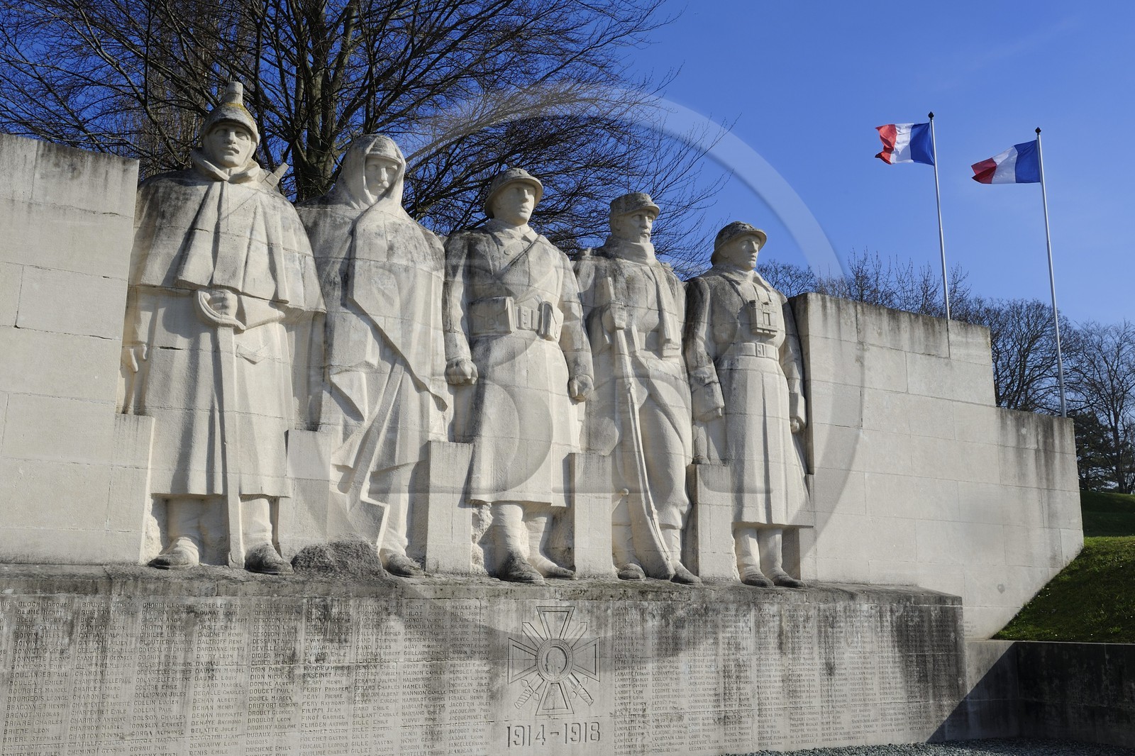 France, Meuse (55), Verdun, Place de la Nation, Monument aux Morts Aux Enfants de Verdun morts pour la France, symbolisant la devise On ne passe pas