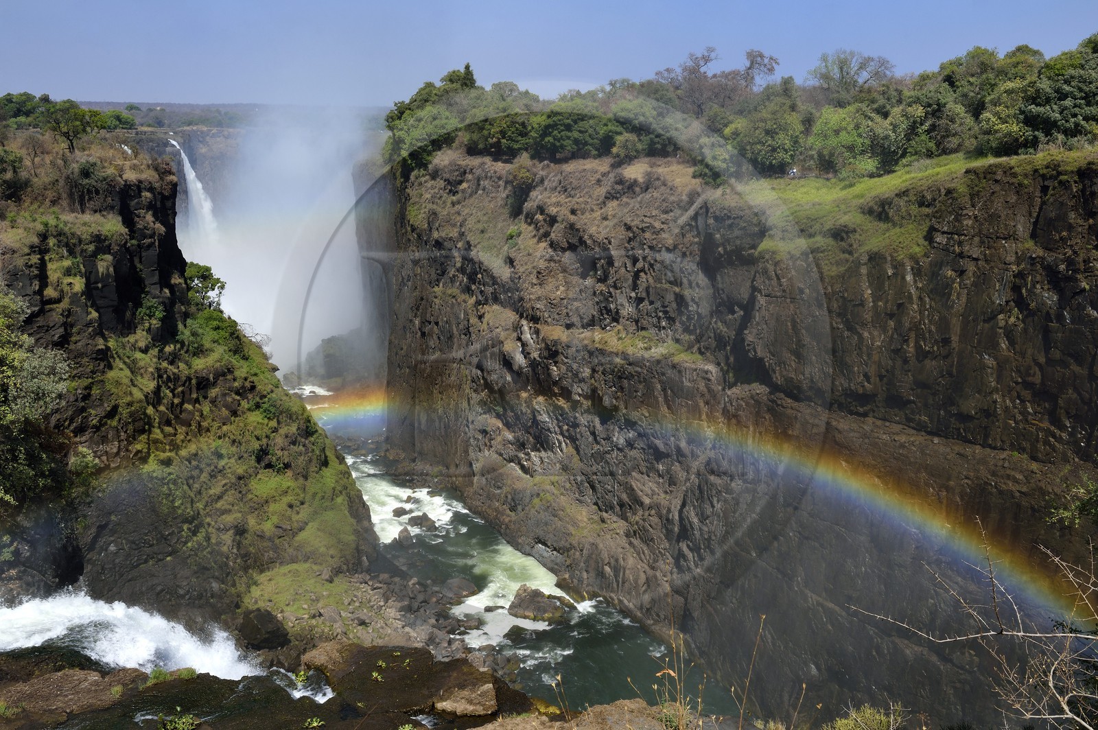 Zimbabwe, province de Matabeleland septentrional, fleuve Zambèze, les Chutes Victoria, classées Patrimoine Mondial de l'UNESCO