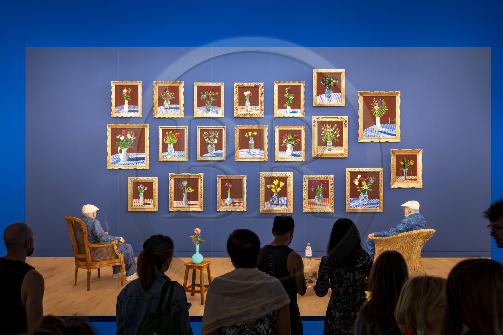 France, Paris (75), Bois de Boulogne, la fondation Louis Vuitton de l'architecte Frank Gehry, exposition David Hockney 25, 25th June 2022, Looking at the Flowers (Framed)