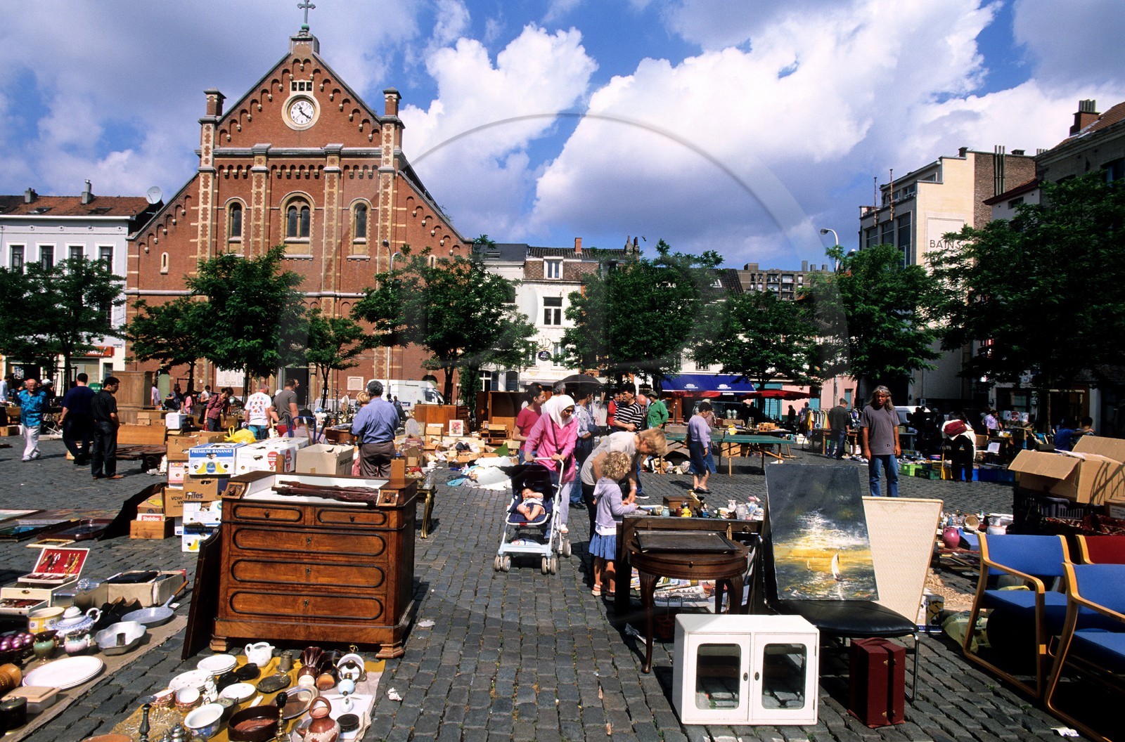 Belgium, Brussels, the ball place (Vossen plein), the daily flea market
