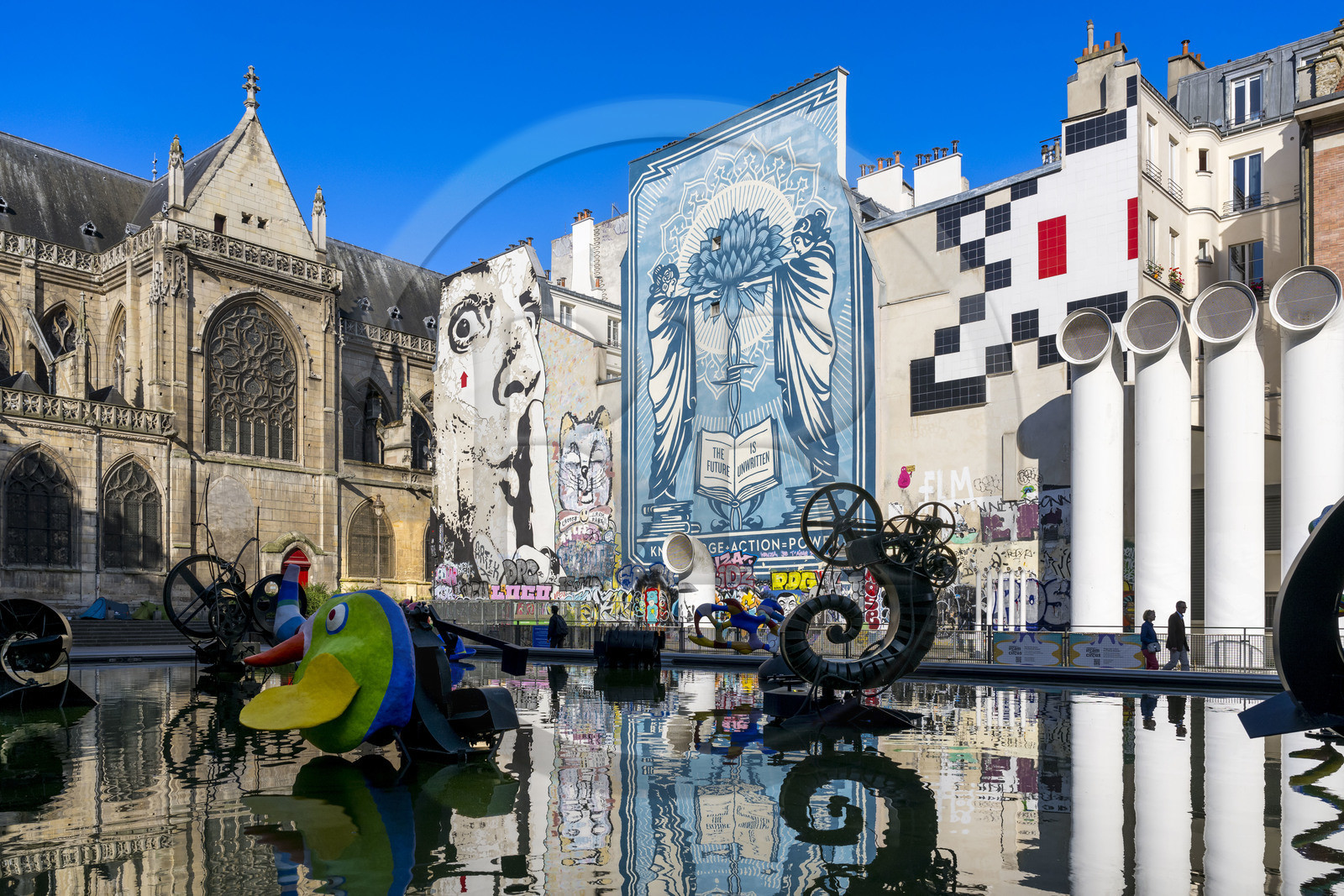France, Paris, Les Halles Beaubourg district, the Stravinsky fountain by Jean Tinguely and Niki de Saint Phalle