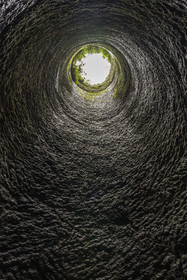 France, Bas-Rhin, Parc regional des Vosges du nord (Northern Vosges Regional Natural Park), La Petite Pierre, castle of Lutzelstein, well dug by hand of man working back to back