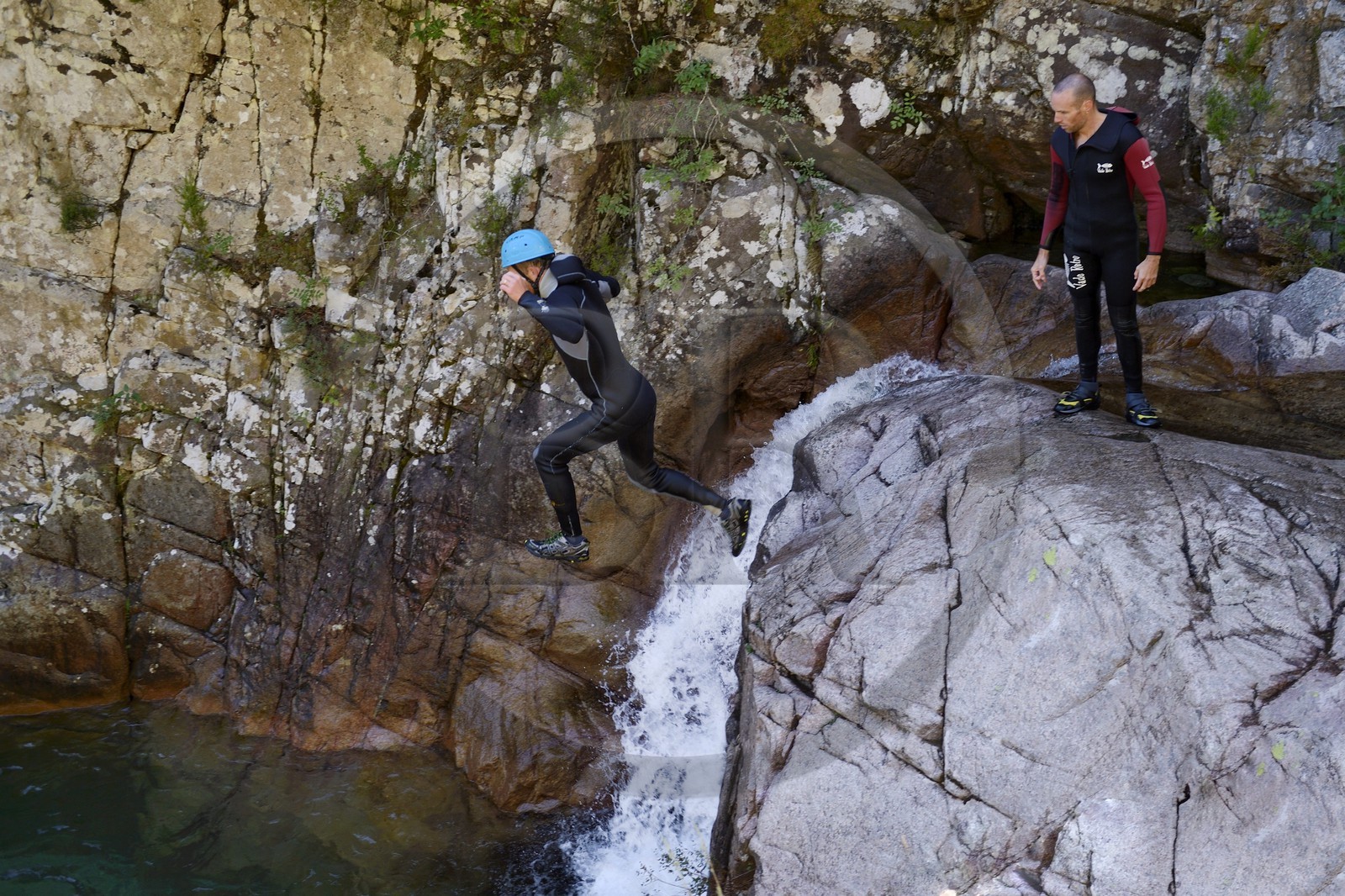 France, Corse du Sud, Alta Rocca, Bavella, canyoning in the stream of Polischellu