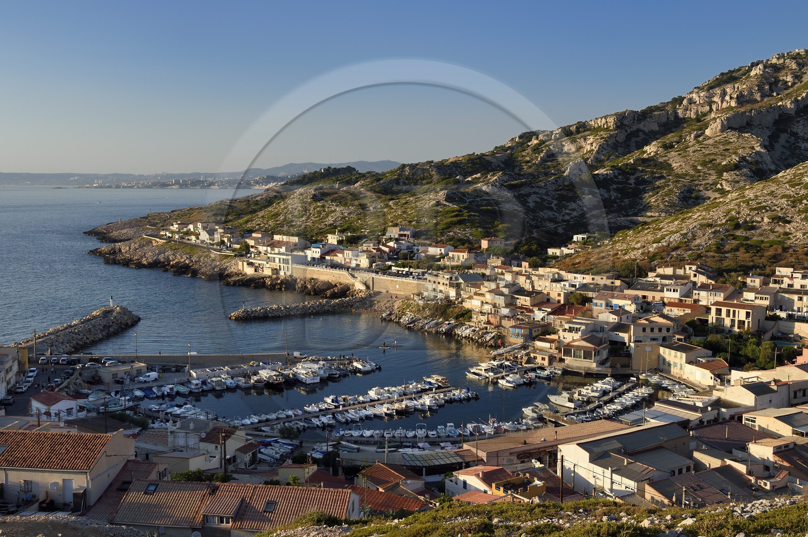 France, Bouches-du-Rhône (13), Parc national des Calanques, Les Goudes, port de pêche