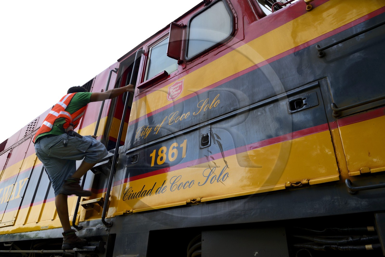 Panama, Panama Canal Railway at the departure of Panama City, Historic train which runs between Panama City & Colon along the Panama Canal