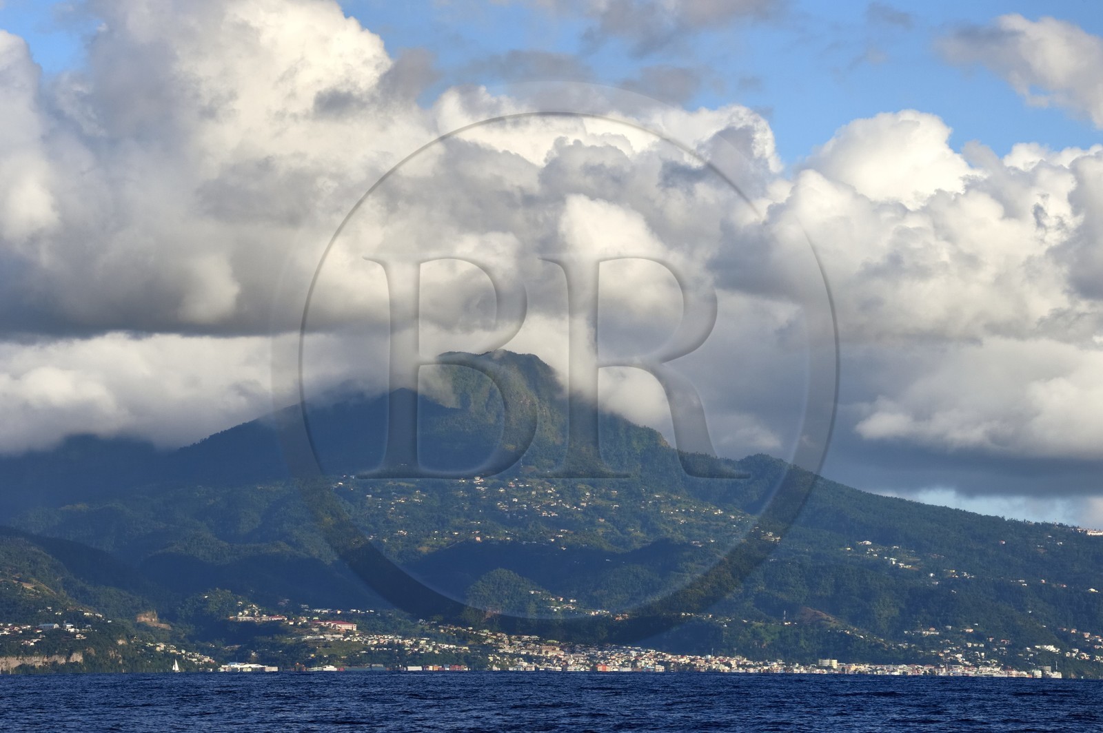 Caraïbes, Ile de la Dominique, la côte Ouest et la capitale Roseau