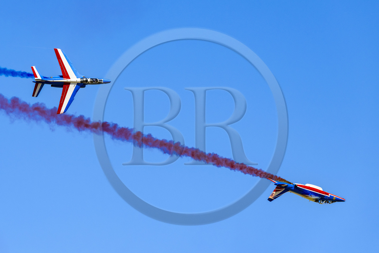 France, Bouches-du-Rhône (13), Salon-de-Provence, base aerienne 701, base de la Patrouille de France (PAF pour Patrouille acrobatique de France) de l'Armée de l'air et de l'espace française, les avions Alphajet lors d'un vol d'entrainement