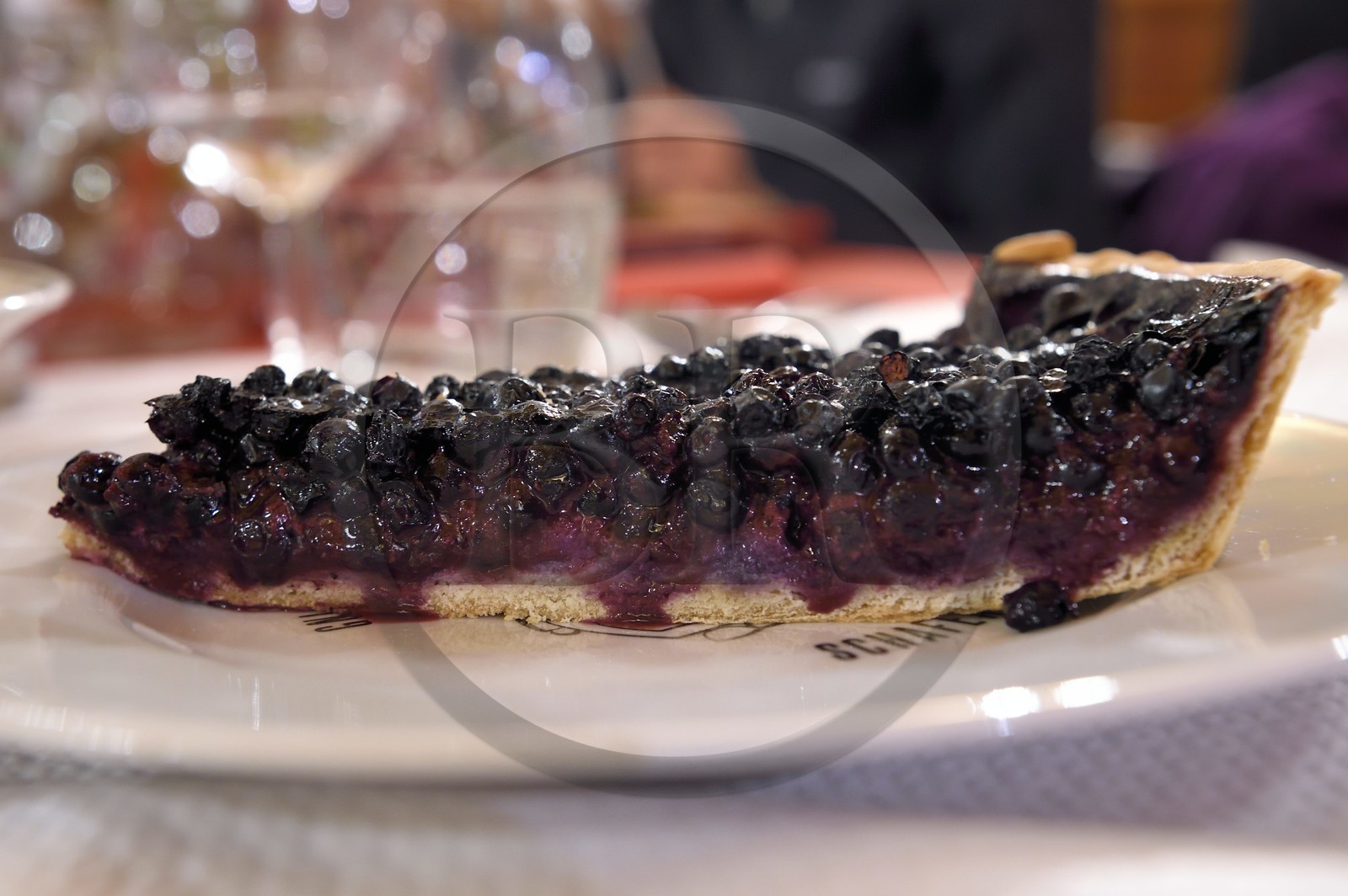 France, Haut-Rhin (68), Kruth, ferme auberge marcaire du Schafert, tarte aux myrtilles