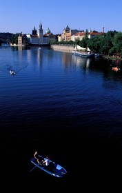 République Tchèque, Prague, Staré Mesto, la Vltava aux abords du Pont Charles
