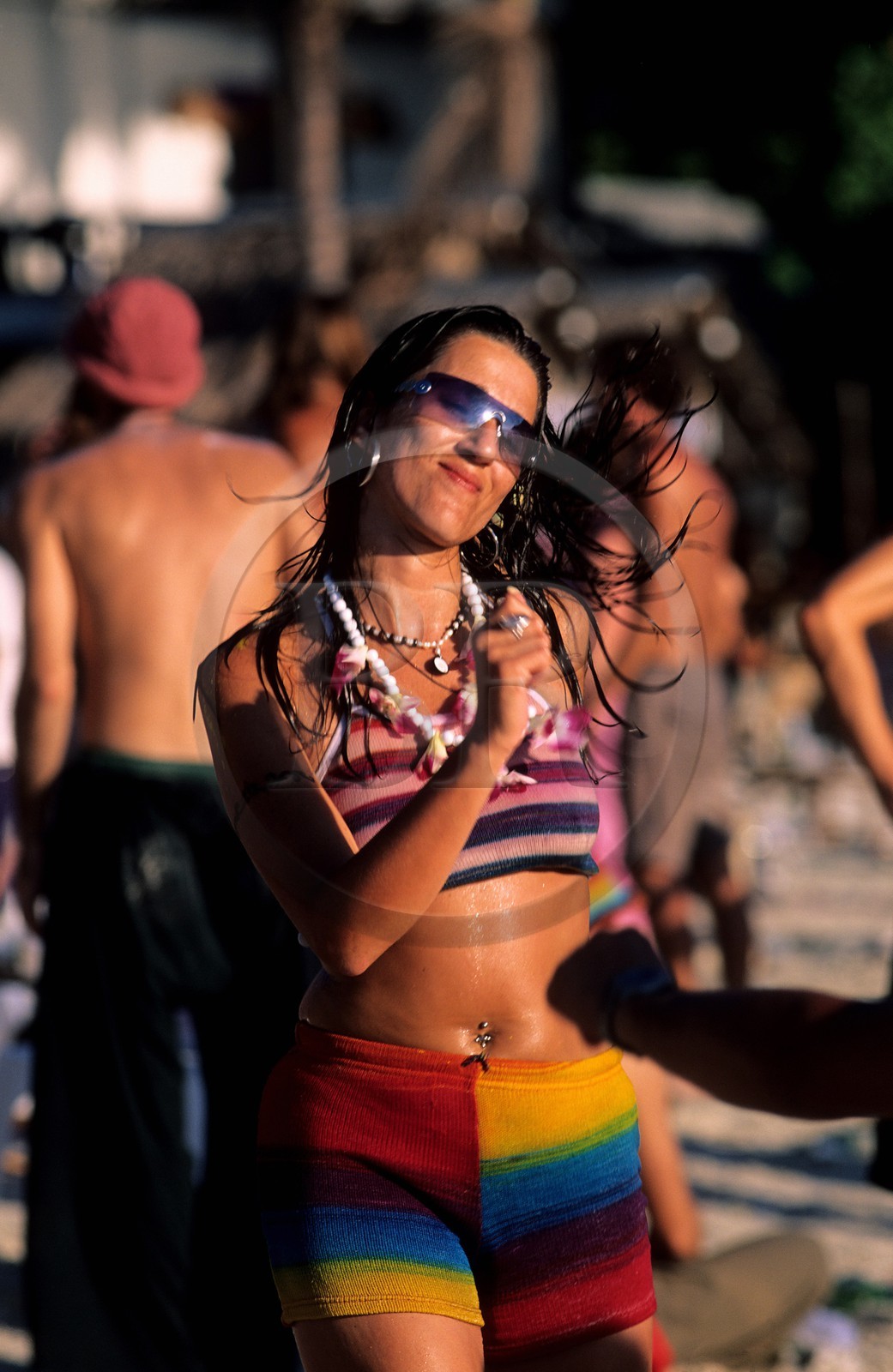 Thaïlande, Archipel îles Samui, Full Moon Party sur l' île de Koh Pha-Ngan, lever du soleil sur la plage de Had Rin