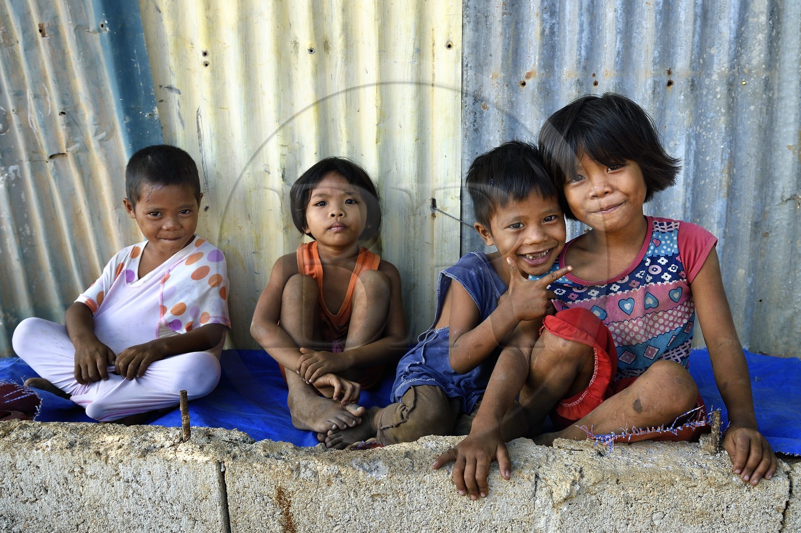Philippines, Calamian Islands in northern Palawan, Uson Island in Coron Bay, village of Barangay Lajala children