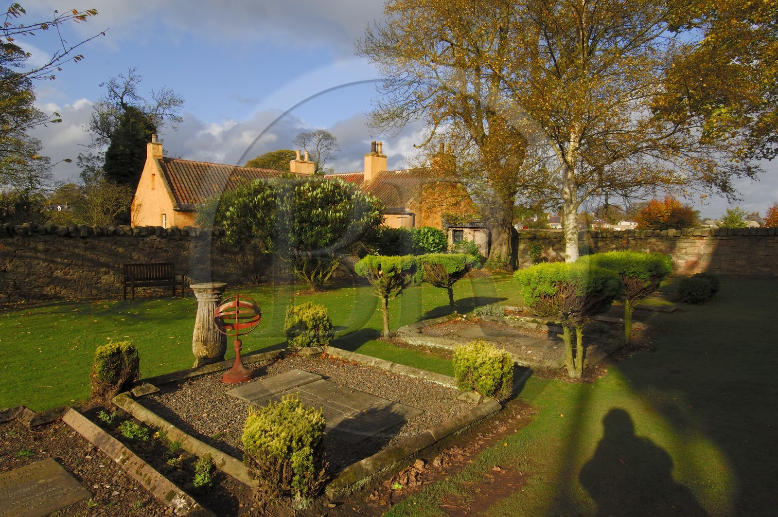 United Kingdom, Scotland, Midlothian, Roslin, Rosslyn Chapel, small house adjoining the chapel