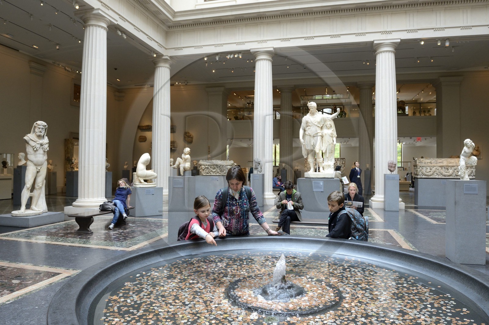 Etats-Unis, New York, Manhattan, East Side, Metropolitan Museum of Art (MET),  galerie d'art grec et romain