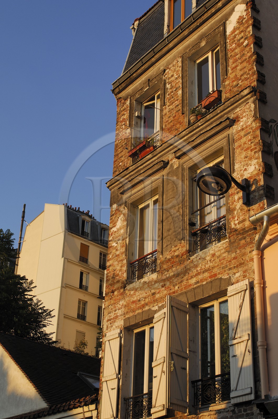 France, Paris, buildings of the rue des Cascades