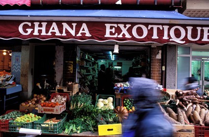 France, Paris 18ème (75), le marché africain, rue Dejean