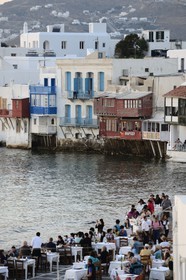Grèce, Les Cyclades, mer Égée, île de Mykonos, Chora (Mykonos town), quartier de la petite Venise (Little Venice)