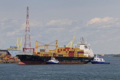 Canada, province de Québec, Montréal, le port de commerce sur le fleuve Saint-Laurent