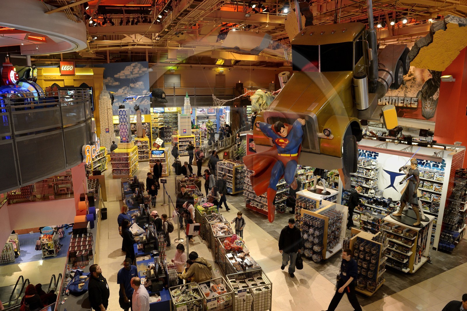 Etats-Unis, New York, Manhattan, Times Square, magasin de jouets ToysRUs