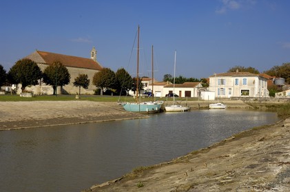 France, Charente-Maritime (17), ancien port de la pêche à l'esturgeon de Saint-Seurin-d'Uzet