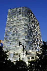 Etats-Unis, New York, Manhattan, le 100 Eleventh Avenue (2007) signé par l'architecte Jean Nouvel