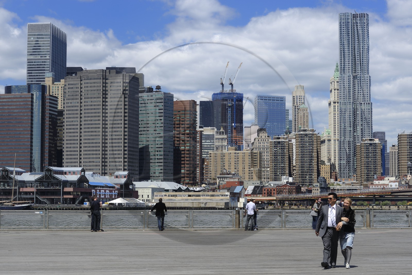 Etats-Unis, New York, Downtown Manhattan vue de la promenade à  Brooklyn