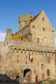 France, Ille et Vilaine, Cote d'Emeraude (Emerald Coast), Saint Malo, the town hall located in the castle