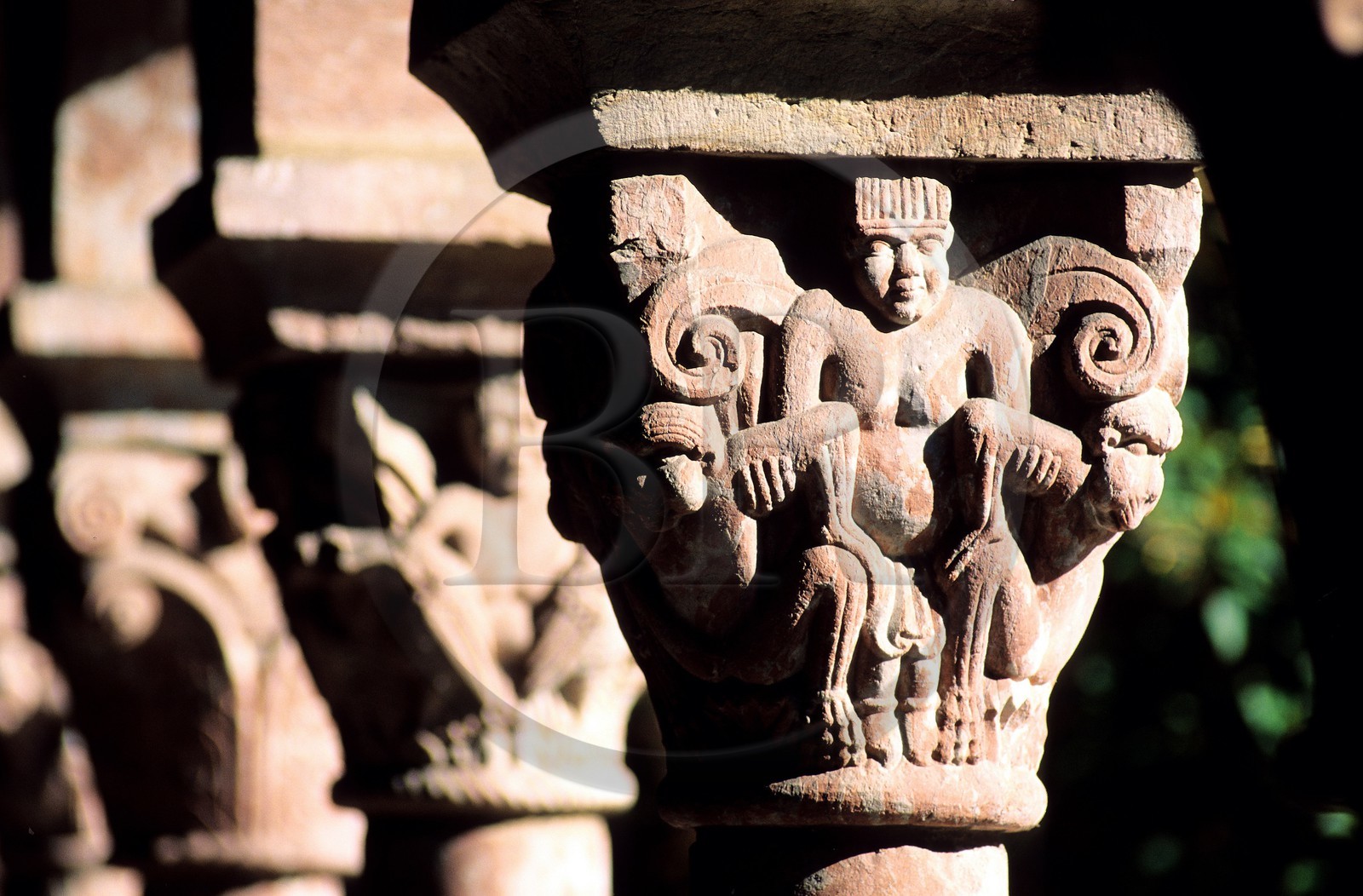 Etats-Unis, New York, Manhattan, Fort Tryon Park, the Cloisters, chapiteaux du Cloître de Cuxa