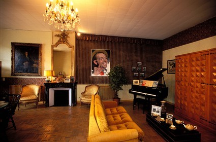 France, Aude (11), Narbonne, la maison de Charles Trénet, le salon familial