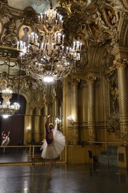 France, Paris, the Garnier Opera, warm-ups before going on stage in the Foyer de la Danse