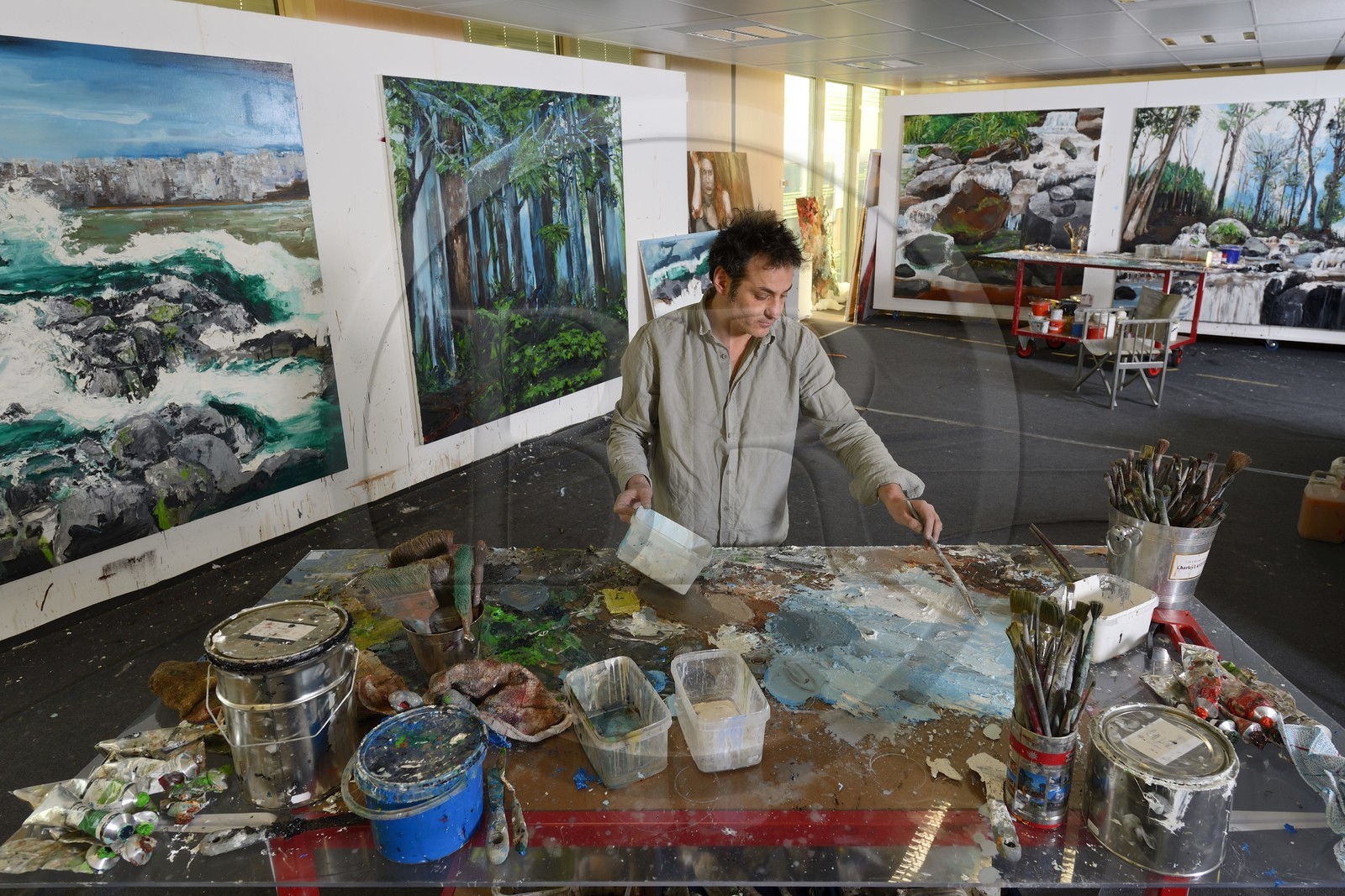 France, Val-d’Oise (95), Gonesse, atelier de l'artiste Fred Kleinberg au sein de l'entreprise Manutan