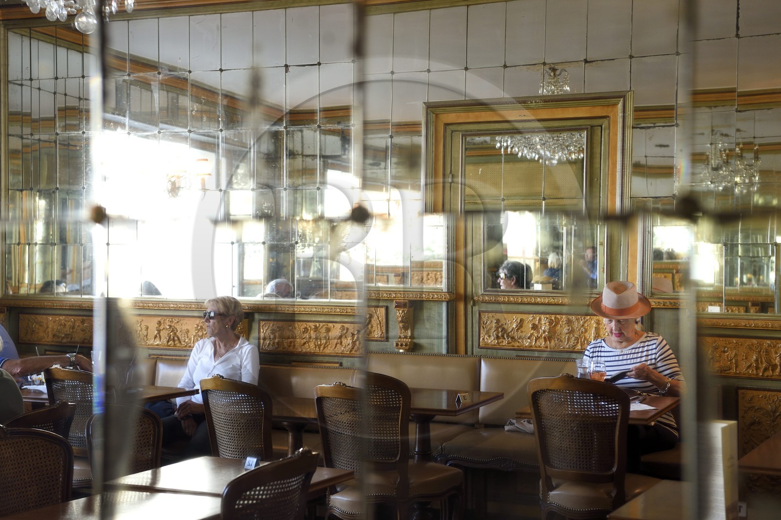 France, Pyrénées-Atlantiques (64), Pays-Basque, Biarritz, patisserie Miremont, salon de thé créé en 1880