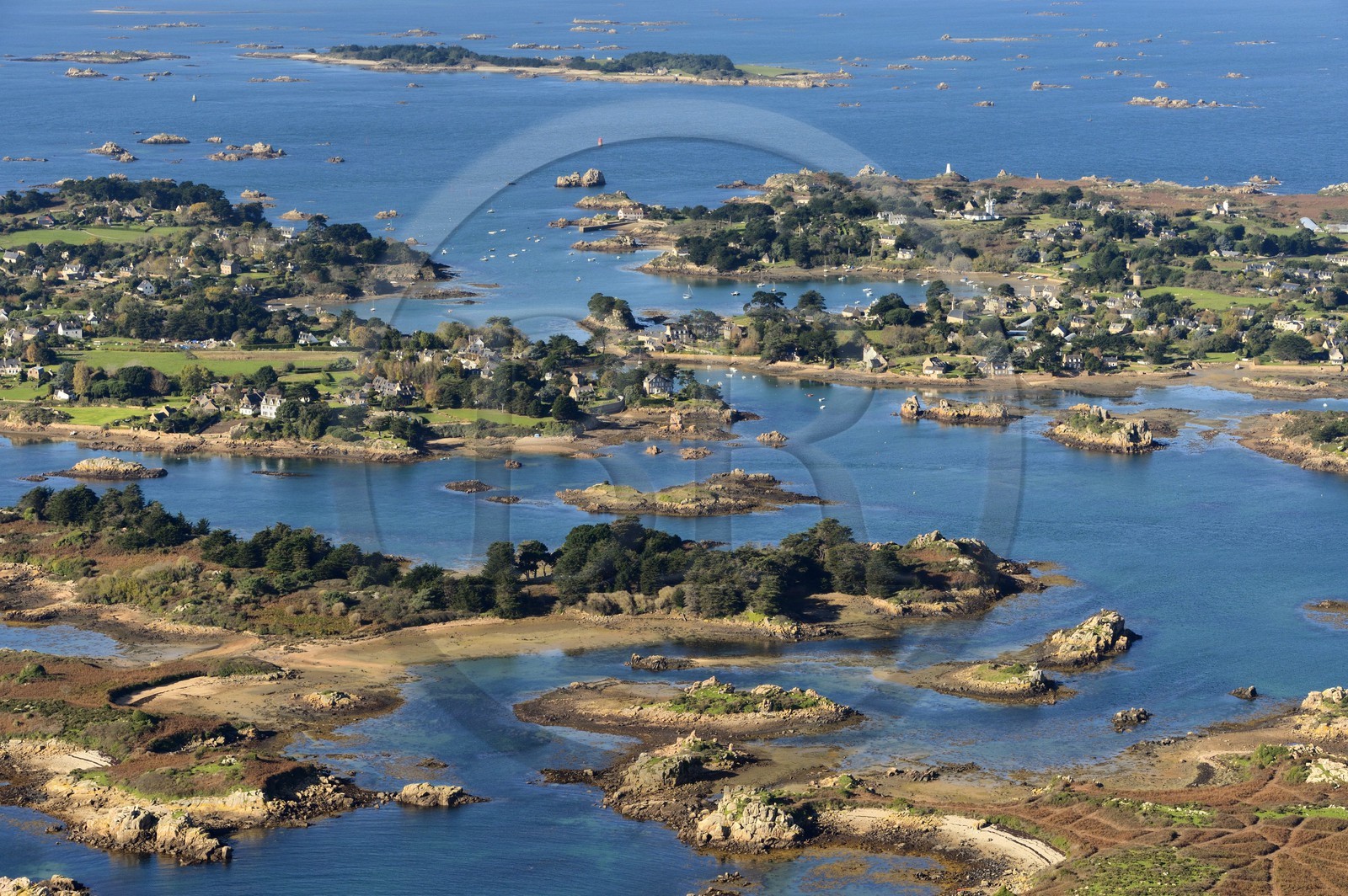 France, Côtes-d'Armor (22), Ile de Bréhat, côte ouest (vue aérienne)