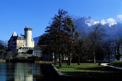 France, Haute-Savoie (74), Duingt, le château sur le lac d'Annecy