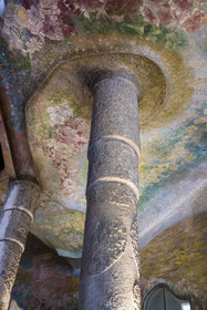 Spain, Catalonia, Barcelona, Eixample district, Passeig de Gracia, Pedrera or Casa Mila (1905-1910) by the Catalan modernist architect Antoni Gaudi, UNESCO World Heritage site, frescoes and columns of the main entrance