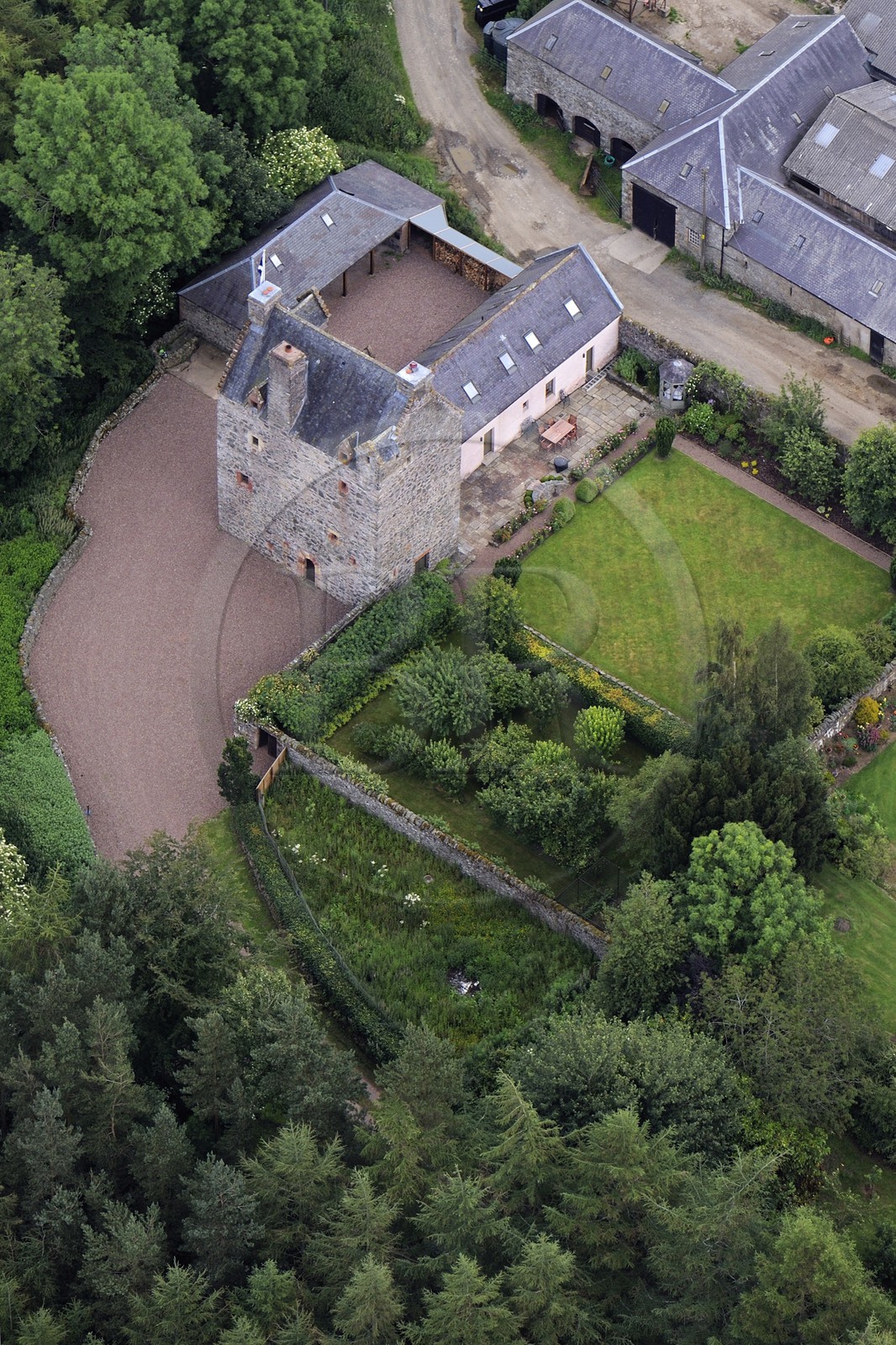 Royaume-Uni, Ecosse, région des Borders, Selkirkshire, Aikwood tower, tour fortifiée du XVème siècle (vue aérienne)