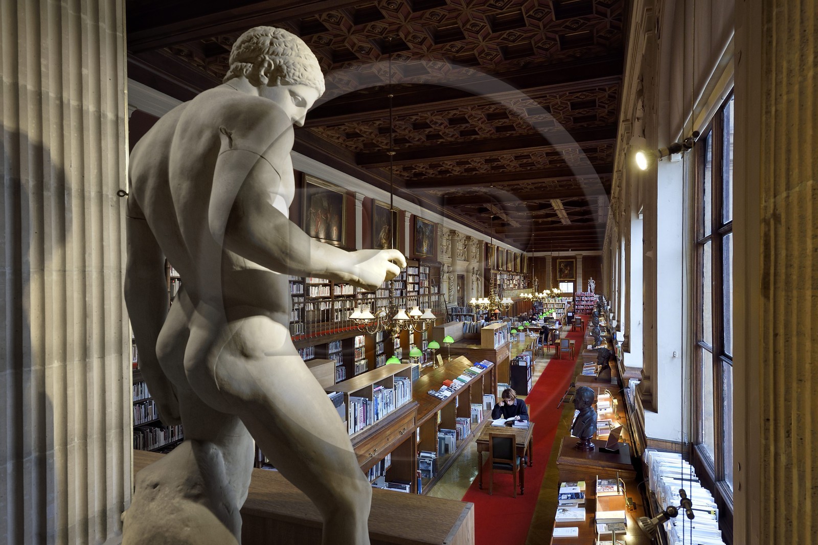 France, Paris (75), quartier de Saint-Germain-des-Prés, Ecole nationale supérieure des Beaux-Arts, la bibliothèque dans le Palais des Etudes