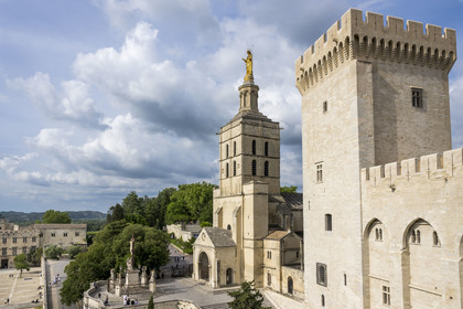 France, Vaucluse (84), Avignon, la cathédrale des Doms et le Palais des Papes classés Patrimoine mondial de l'UNESCO
