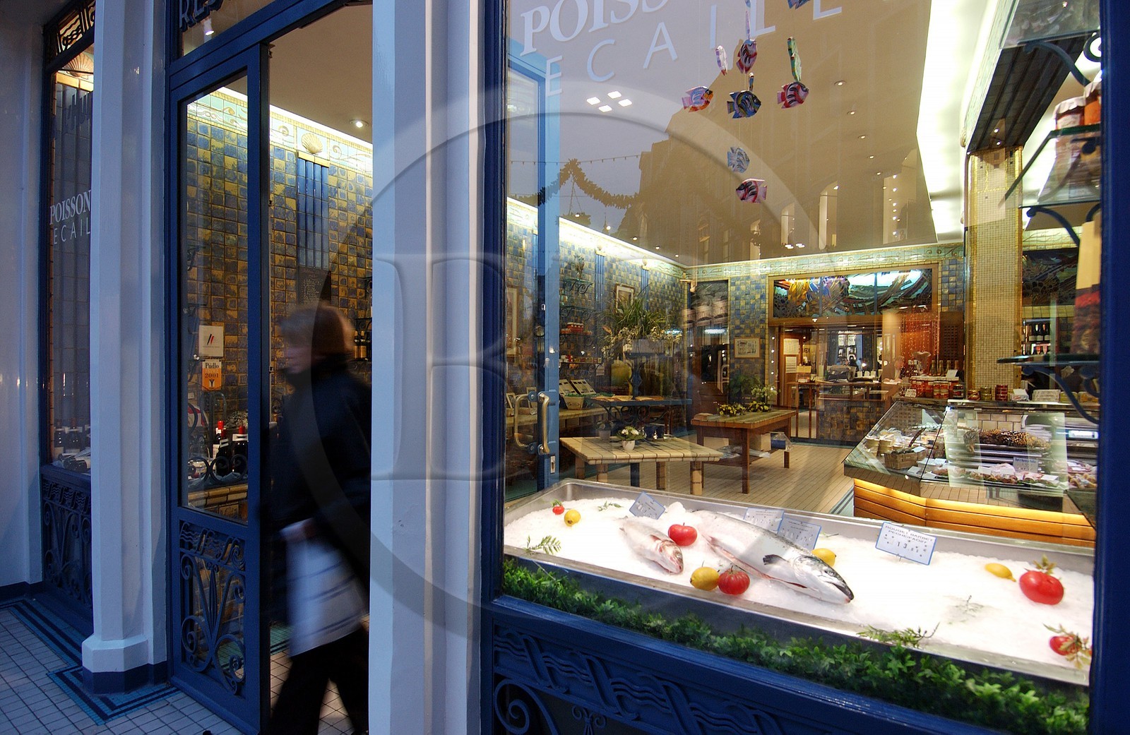 France, Nord (59), Lille, rue des Chats Bossus, poissonnerie-restaurant a l' Huitrière