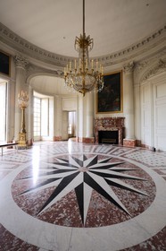 France, Yvelines (78), château de Versailles, classé Patrimoine Mondial de l'UNESCO, le Grand Trianon, le salon rond