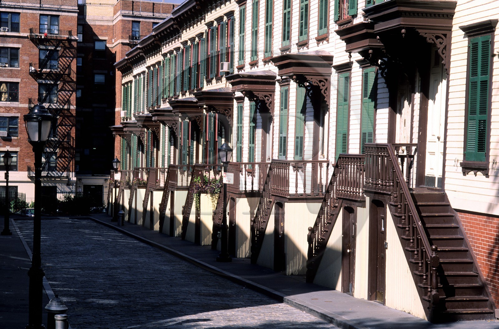Etats-Unis, New York, Manhattan, Harlem, Sylvan Terrasse face the Morris Jumel Mansion